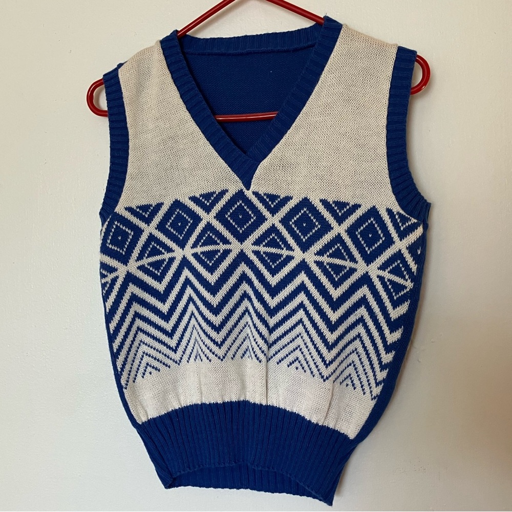 Vintage 70s sweater vest women’s sz S retro, blue and white perfect condition
